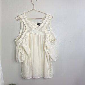 Elegant White Women's Blouse